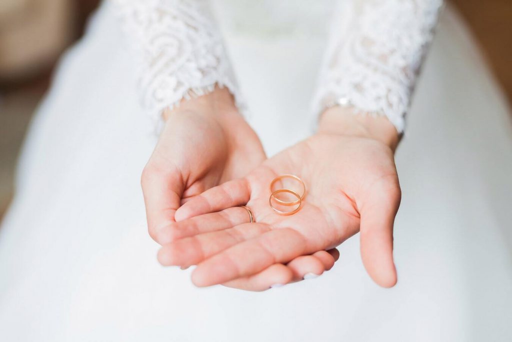 7 เทคนิค เลือกแหวนแต่งงานยังไงให้สวยตรงใจ!