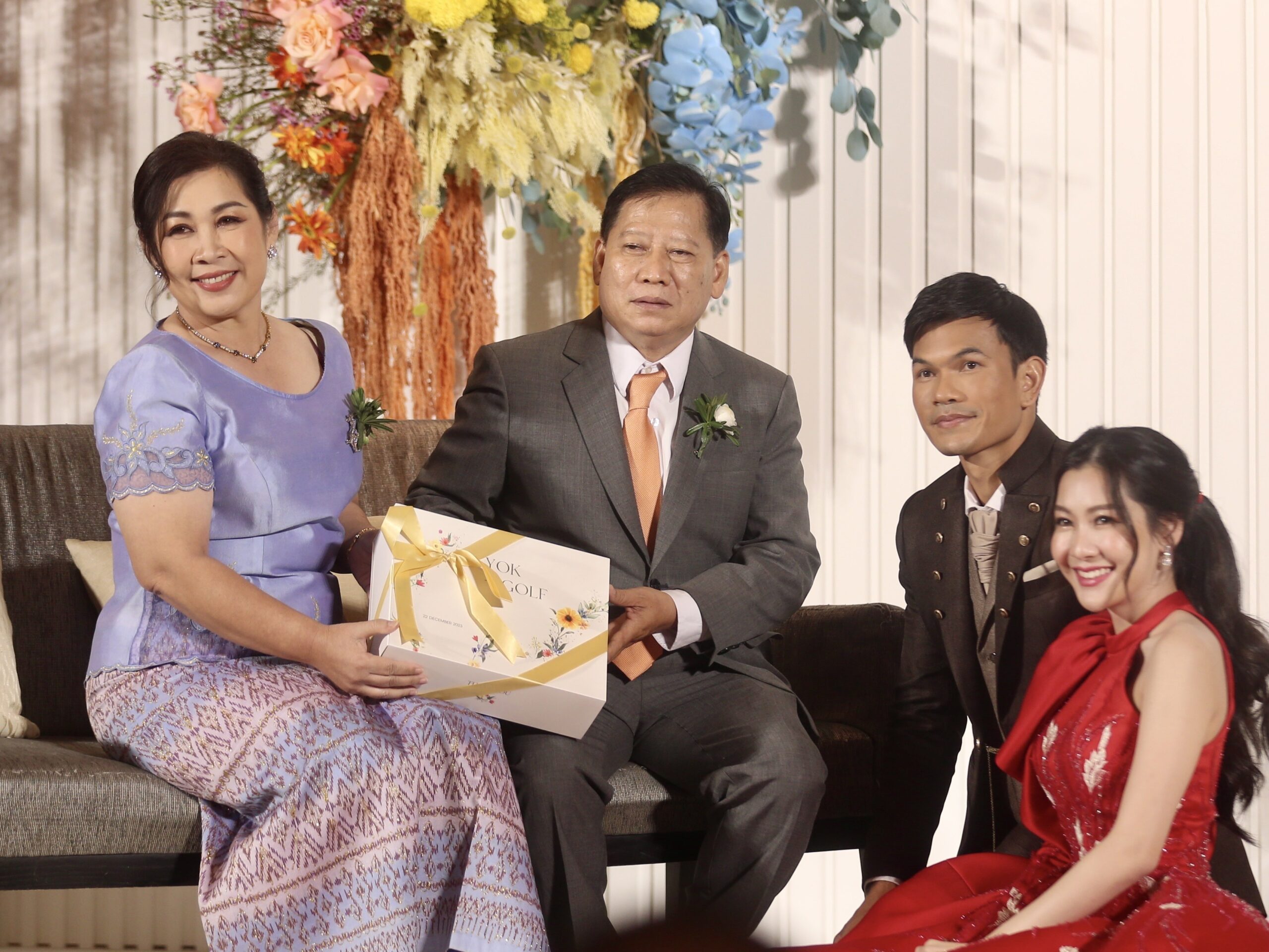 อดิศักดิ์ ไกรษร - หยก ภัทรภร นักกีฬาแต่งงาน คนดังแต่งงาน คนดังแต่งงาน2025 ดาราแต่งงาน2568 คู่รักนักกีฬา การ์ดแต่งงาน หาร้านการ์ดแต่งงาน แต่งงาน ของชำร่วยราคาประหยัด ของรับไหว้ประหยัดงบ จัดงานแต่งสไตล์นักกีฬา